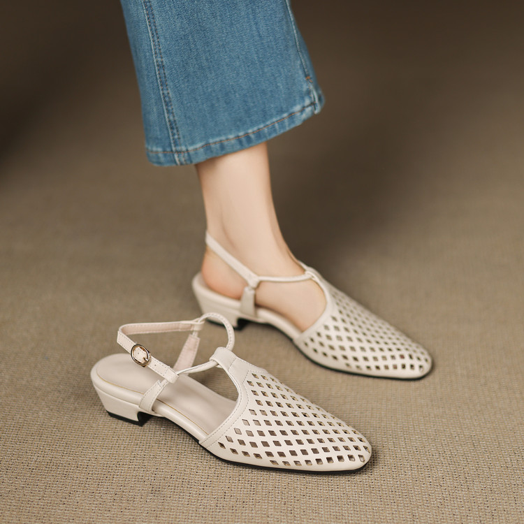 2025 Summer Korean Style Closed Toe Slippers with Mid Square Heel