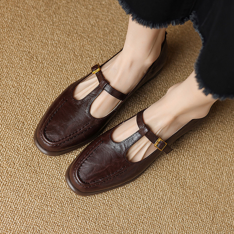 Deep Mouth Flat Shoes - Style m.html