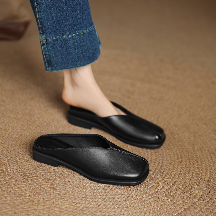 Minimalist Closed Toe Slippers Low Heel Summer 2025 - Image 4