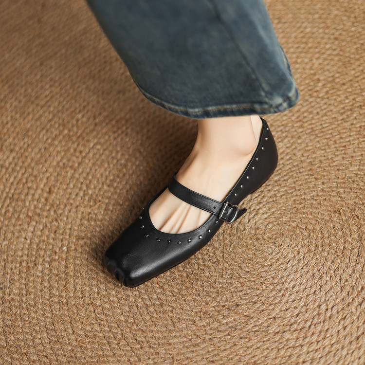 Minimalist Square Toe Flat Shoes with Ankle Strap - Image 4