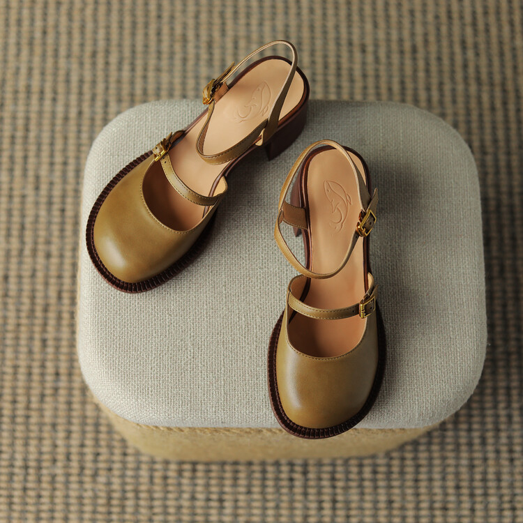 Women's Closed Toe High Heel Sandals - Leather, Chunky Heel, Summer 2024 - Image 3