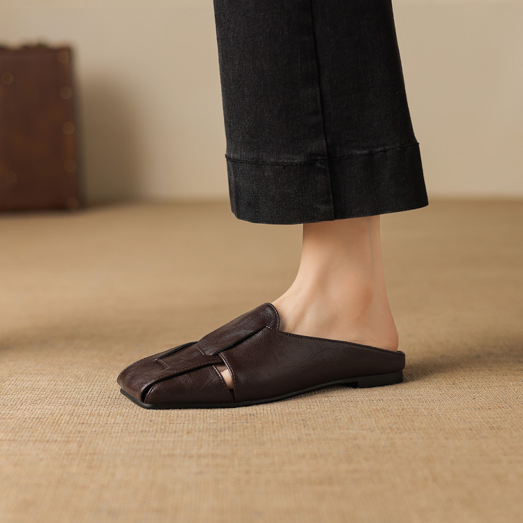 Women's Closed Toe Slippers Retro Summer Flat Square Toe