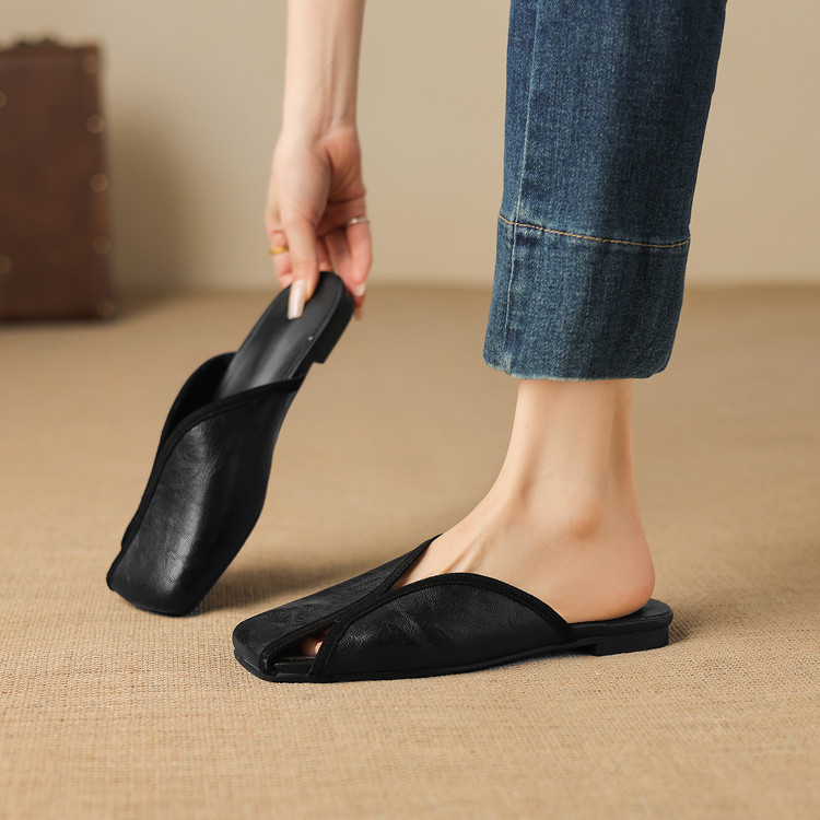 Women's Closed Toe Slippers with Square Toe and Flat Heel - Image 5