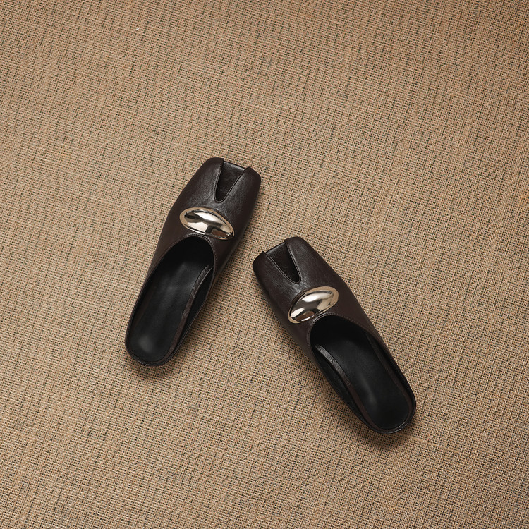 Women's Closed Toe Split Toe Slippers - Image 5