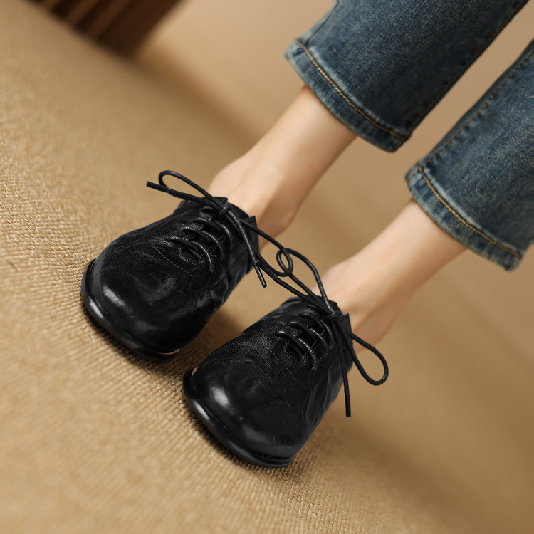 Women's Deep Mouth Flat Shoes with Lace-Up Closure - Image 2