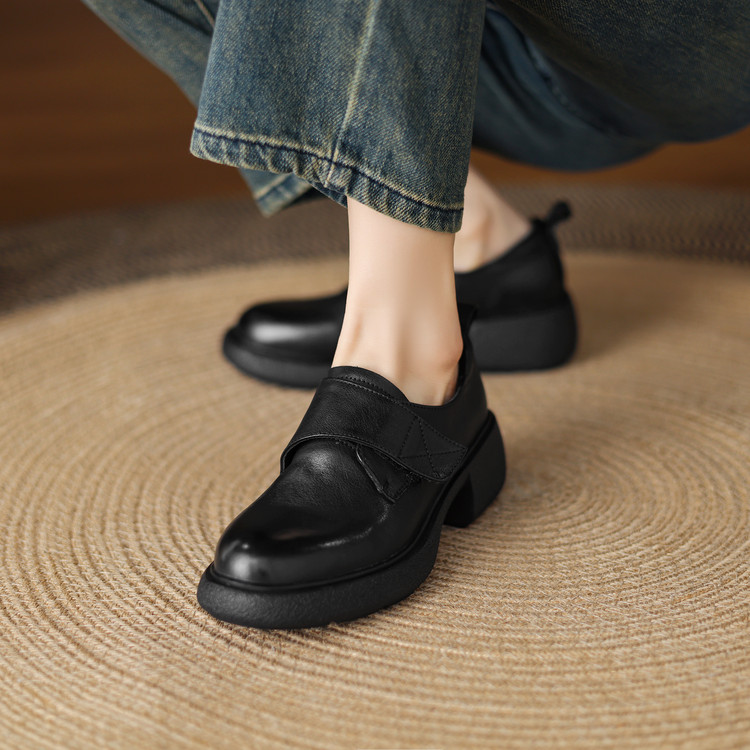 Women's Deep Mouth Slip-On Shoes in Black or Brown - Image 5