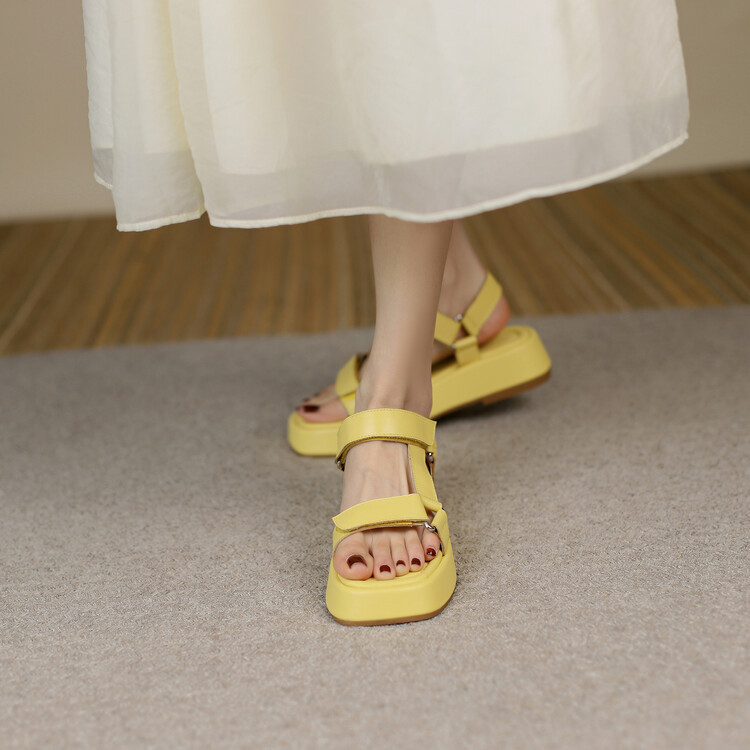 Women's Retro Open Toe Platform Sandals - Mid Heel 3-5cm - Adjustable Hook and Loop - Summer 2024 - Image 4